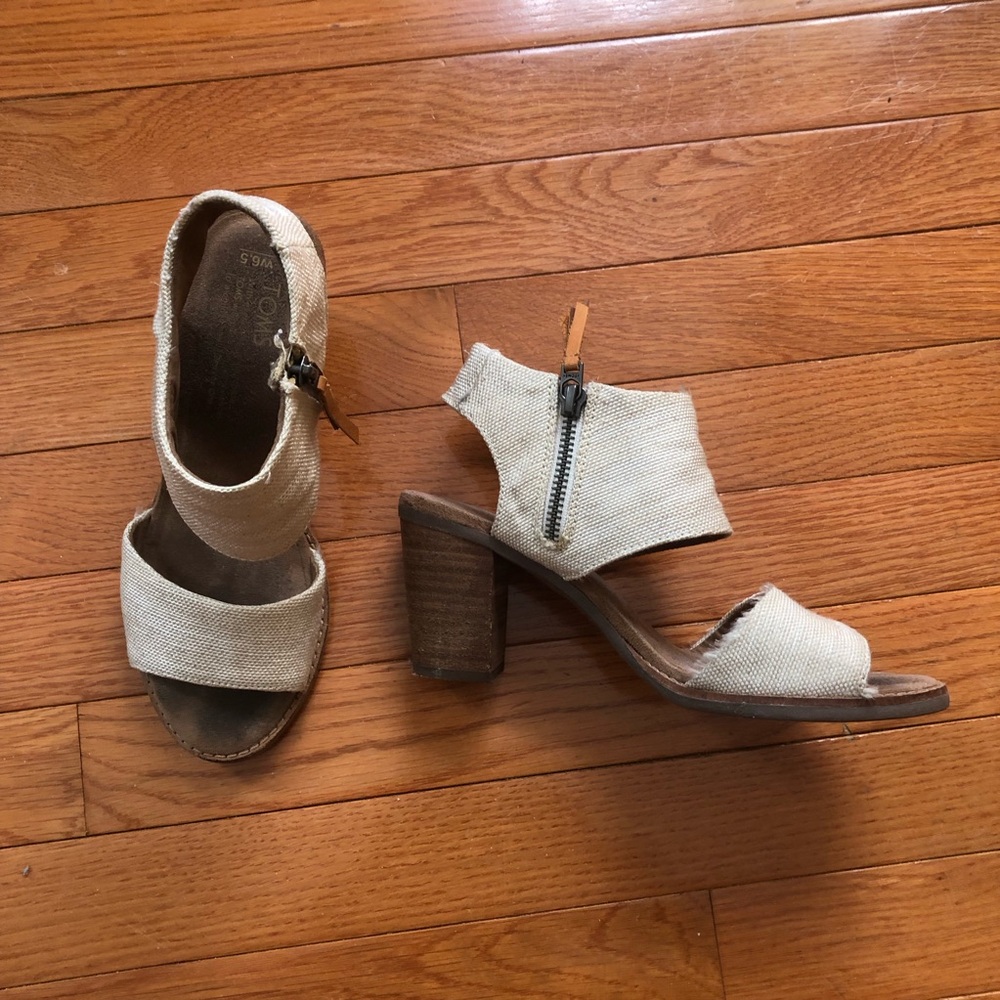 TOMS Women's Natural Canvas Block Heel Sandals with Side Zipper